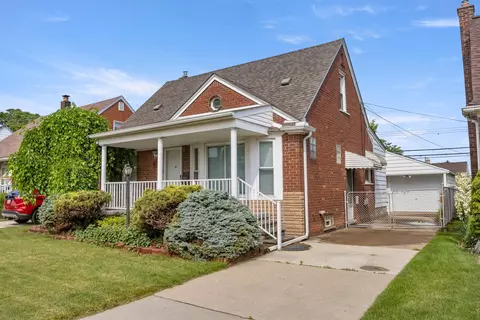 17335 Flint St, Melvindale, MI 48122