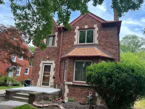 3914 Balfour Rd, Detroit, MI 48224
