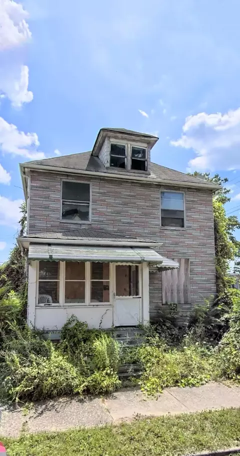 8828 Treadway, Detroit, MI 48214