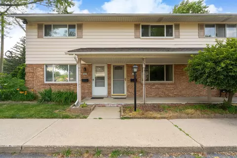 25691 S River Rd #7, Harrison, MI 48045