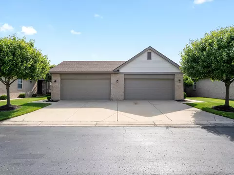 42352 Crestwood, Clinton Township, MI 48038