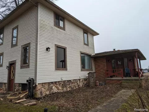 5801 Miller Rd, Marlette, MI 48453