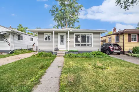 23424 Crossley Ave, Hazel Park, MI 48030