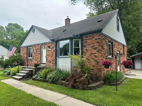 35001 Bock St, Westland, MI 48185
