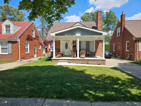 1330 Robindale Ave, Dearborn, MI 48128
