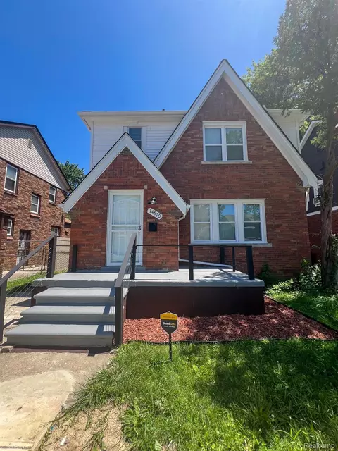 14570 Sussex St, Detroit, MI 48227