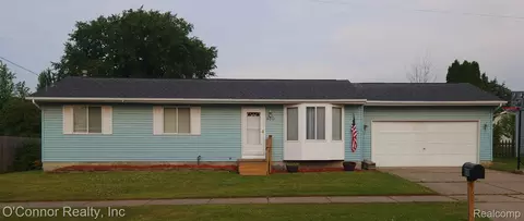 830 Saint Lawrence St, Marysville, MI 48040