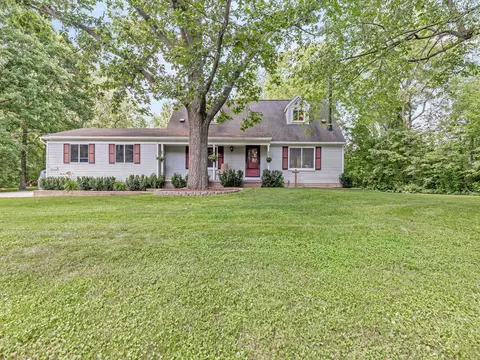 6145 Hardy Ln, Oceola, MI 48855
