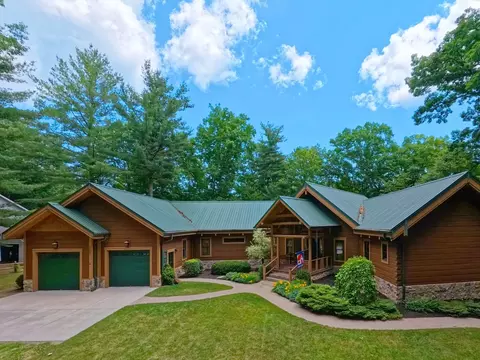 3080 Abbottsford Rd, Clyde, MI 48049