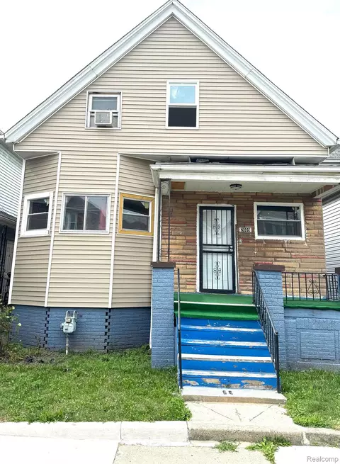 2609 Casmere St, Hamtramck, MI 48212