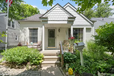 1222 West Blvd, Berkley, MI 48072