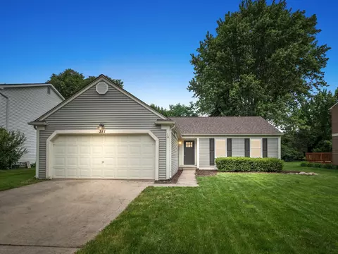 311 Arlington Dr, Rochester Hills, MI 48307