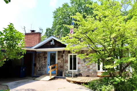 620 S Main St, Davison, MI 48423