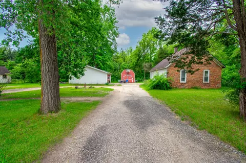 1500 E Deckerville Rd, Almer, MI 48723