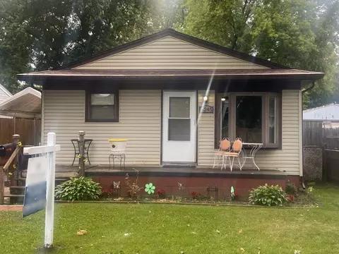 6245 Beech Daly Rd, Taylor, MI 48180