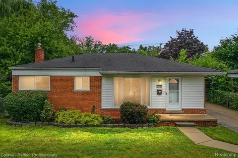 25727 Marilyn Ave, Warren, MI 48089