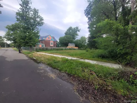 5202 Stanton St, Detroit, MI 48208