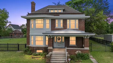 267 E Grand Blvd, Detroit, MI 48207