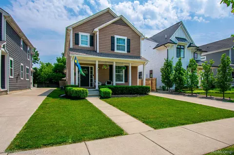 121 S Wilson Ave, Royal Oak, MI 48067