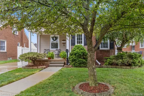 14849 Dasher Ave, Allen Park, MI 48101