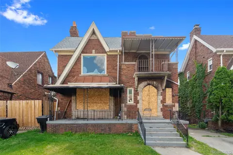 17532 Santa Rosa Dr, Detroit, MI 48221