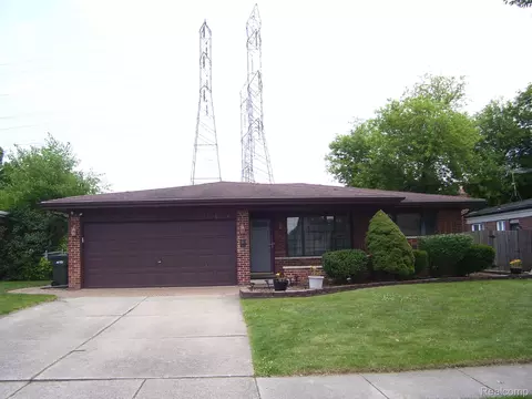 36436 Clifford Dr, Sterling Heights, MI 48312