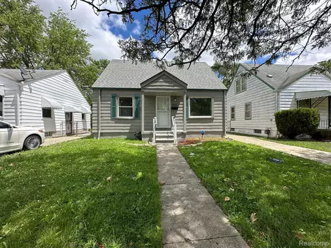 8676 Fielding St, Detroit, MI 48228