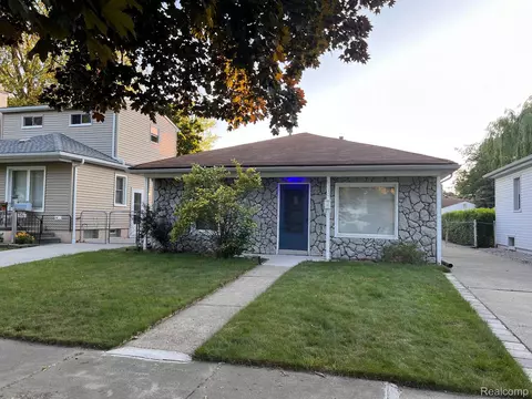 6570 Buckingham Ave, Allen Park, MI 48101