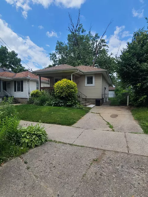 1737 Kansas Ave, Flint, MI 48506