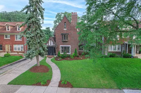 2474 Chicago Blvd, Detroit, MI 48206