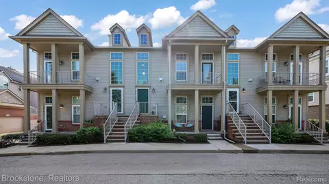 3715 W Madison Ave, Orion, MI 48359