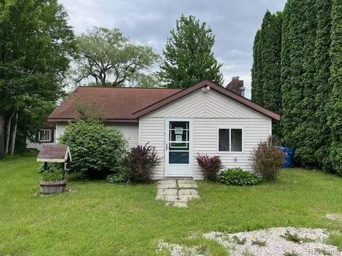 5311 S Pine St, Billings, MI 48612