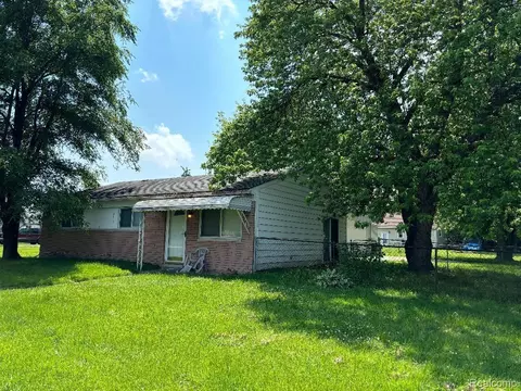 6810 Beech Daly Rd, Taylor, MI 48180