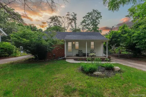 11626 Butternut Ave, Plymouth, MI 48170
