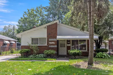 4963 Lincoln Blvd, Dearborn Heights, MI 48125