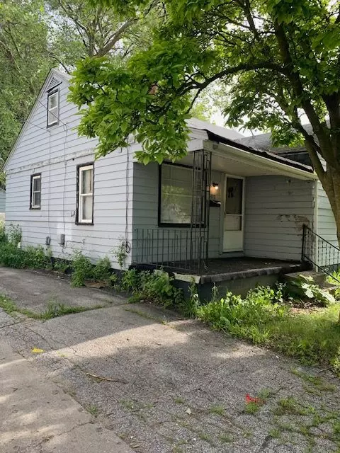3231 Roberts St, Saginaw, MI 48601