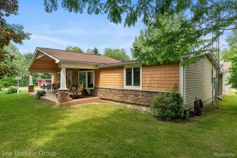 6849 Lepage Dr, Burnside, MI 48416