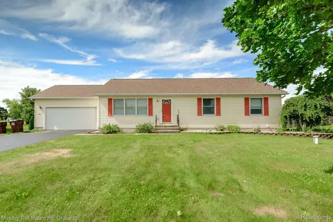 3640 Roberts Meadows Dr N, Raisin, MI 49286