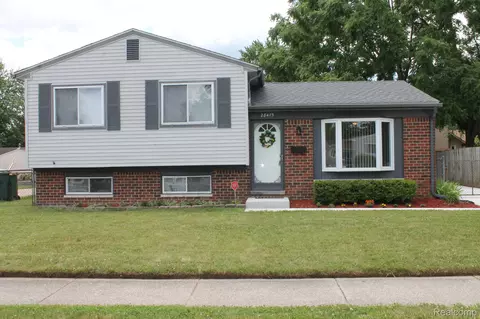 28475 Halecreek St, Romulus, MI 48174