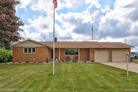 1502 N Block Rd, Blumfield, MI 48757