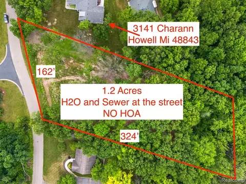 000 Char-ann Dr, Howell, MI 48843