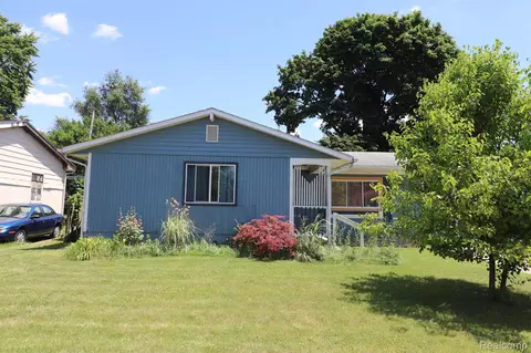 525 Onandaga Ave, Ypsilanti, MI 48198