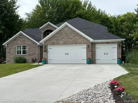4167 Wellington Crt Ct, Fort Gratiot, MI 48059
