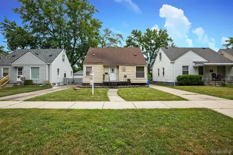 24426 Stanford St, Dearborn Heights, MI 48125
