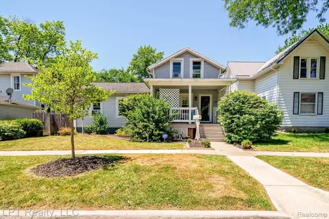 522 Harrison St, Monroe, MI 48161 photo 1