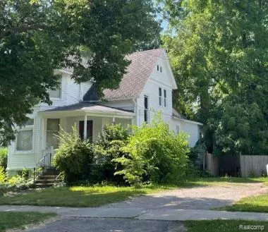 908 Mckinley St, Bay City, MI 48708