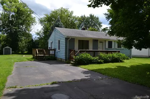 7072 Allegan Dr, Davison, MI 48423