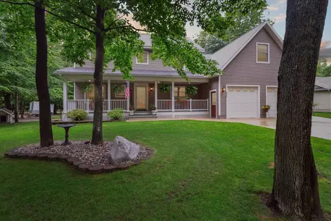 6412 Wolverine Trl, Otsego Lake, MI 49735