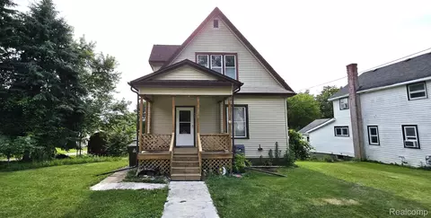 303 N Shiawassee St, Bancroft, MI 48414