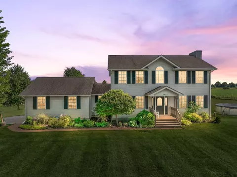 3451 Davis Lake Rd, Oregon, MI 48446